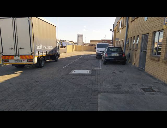509M² WAREHOUSE TO LET IN EPPING INDUSTRIAL